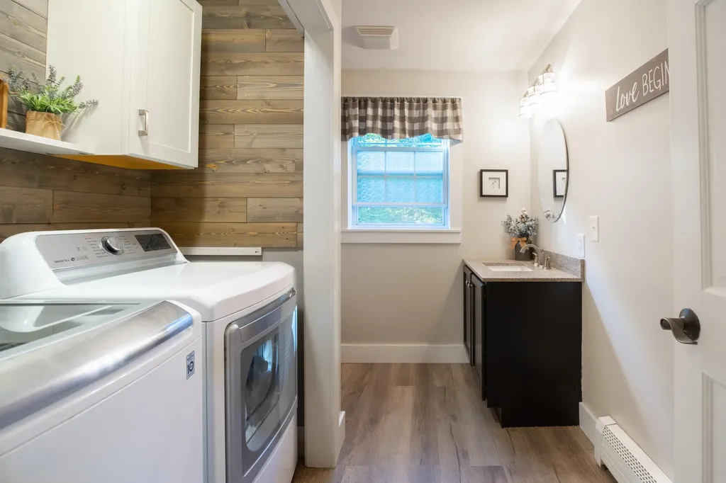 39 Wildwood Drive Brunswick ME 04011