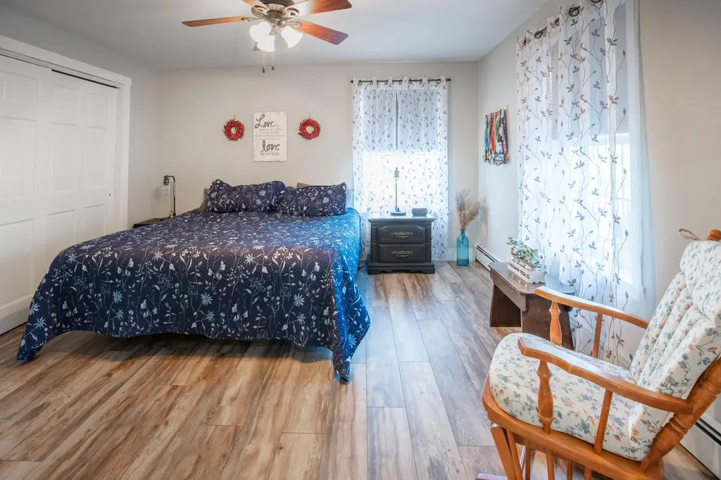39 Wildwood Drive Brunswick ME 04011