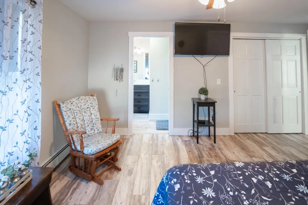 39 Wildwood Drive Brunswick ME 04011