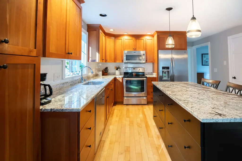 39 Wildwood Drive Brunswick ME 04011