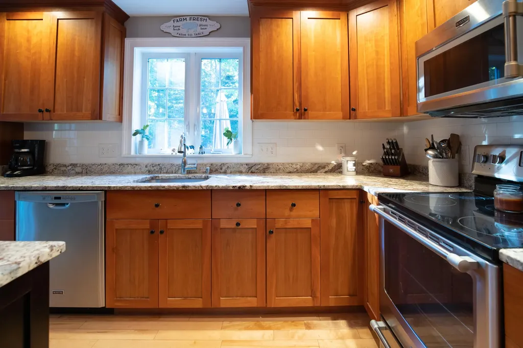 39 Wildwood Drive Brunswick ME 04011