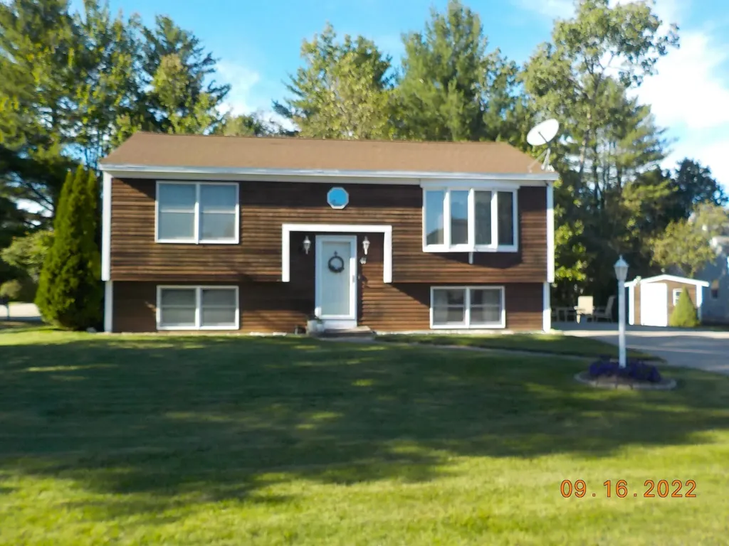 41 Saugus Street Portland ME 04103