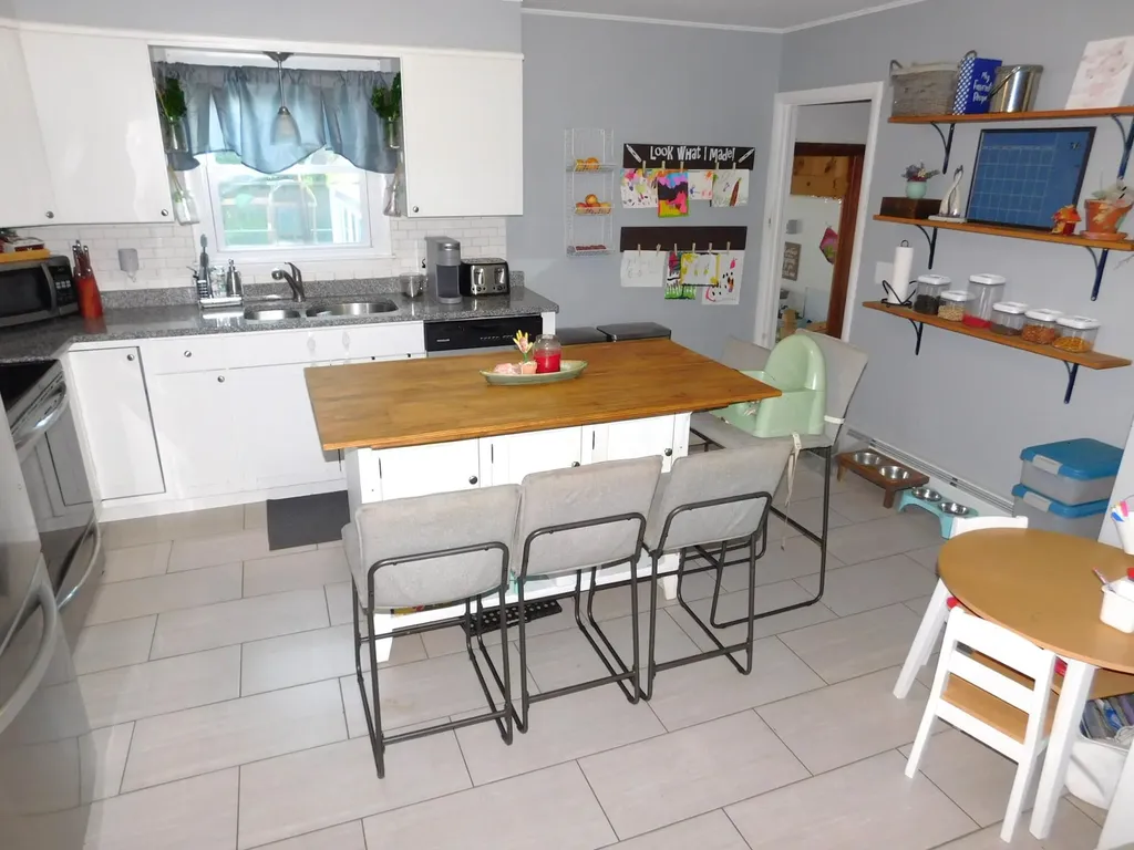 137 Silk Street Brewer ME 04412