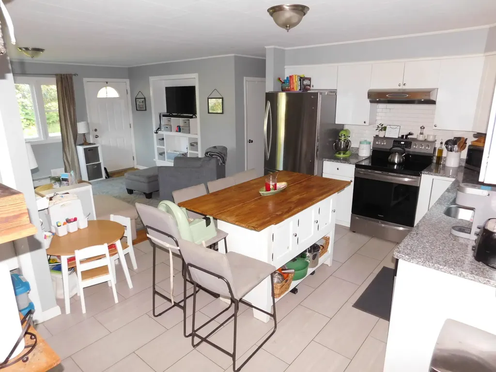 137 Silk Street Brewer ME 04412