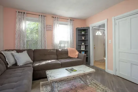56 Federal Street Wiscasset ME 04578