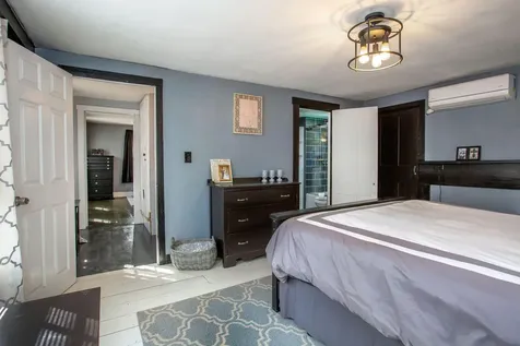 56 Federal Street Wiscasset ME 04578