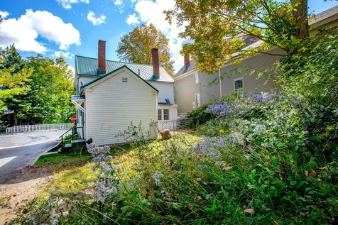 56 Federal Street Wiscasset ME 04578