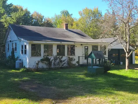 81 River Road Boothbay ME 04537