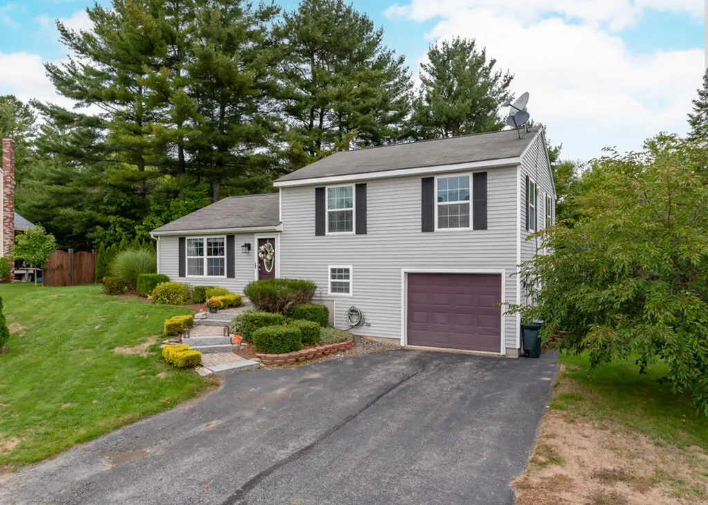 29 Hannah Drive Gorham ME 04038