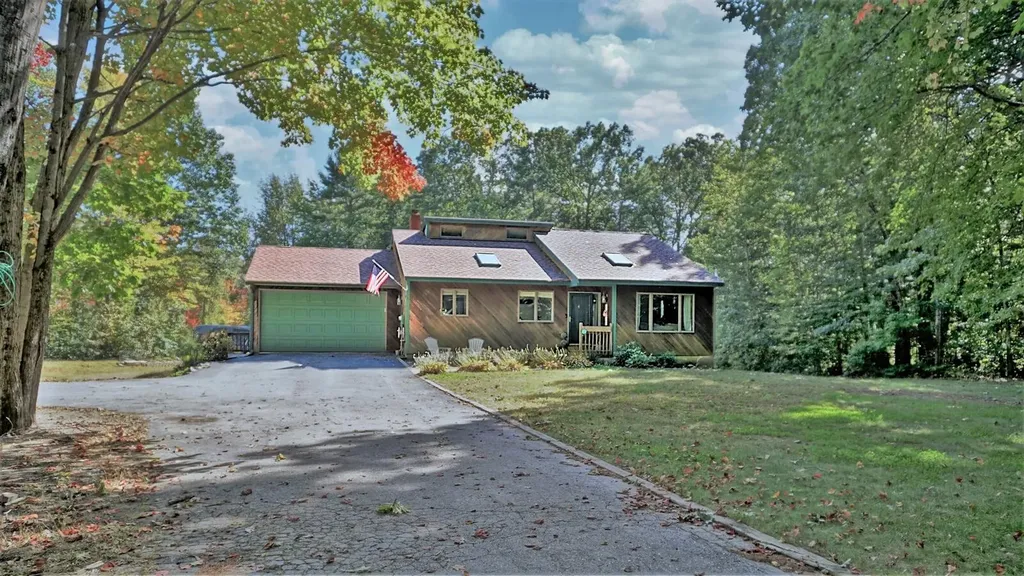 5 Luckys Lane Windham ME 04062