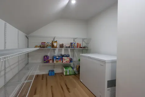 19 Amos Court Lewiston ME 04240