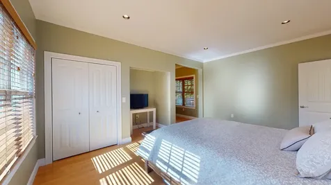 19 Amos Court Lewiston ME 04240