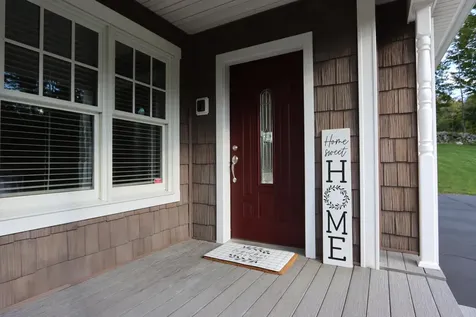 19 Amos Court Lewiston ME 04240