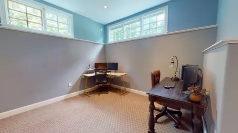 19 Amos Court Lewiston ME 04240