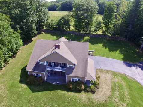 19 Amos Court Lewiston ME 04240
