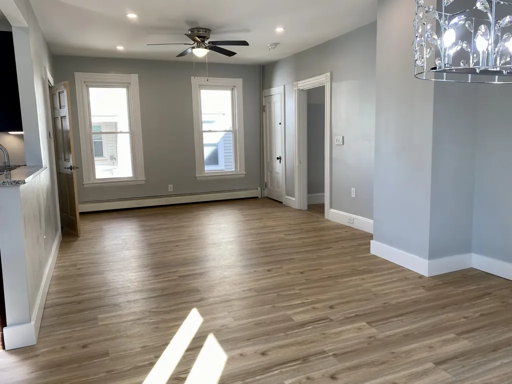 18 Bailey Street Bath ME 04530