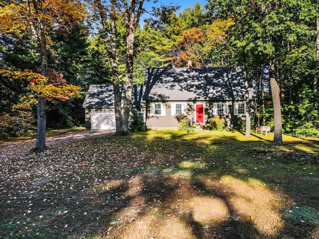 8 Merganser Lane Topsham ME 04086