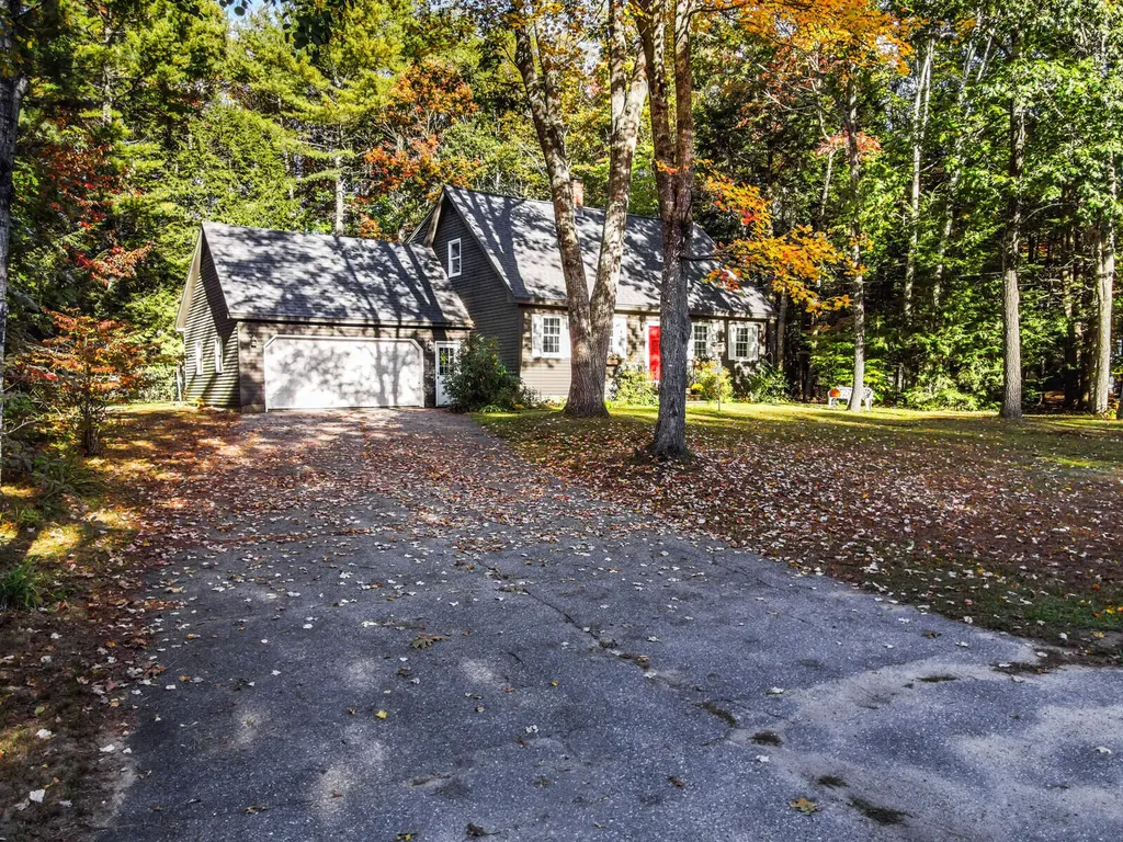 8 Merganser Lane Topsham ME 04086