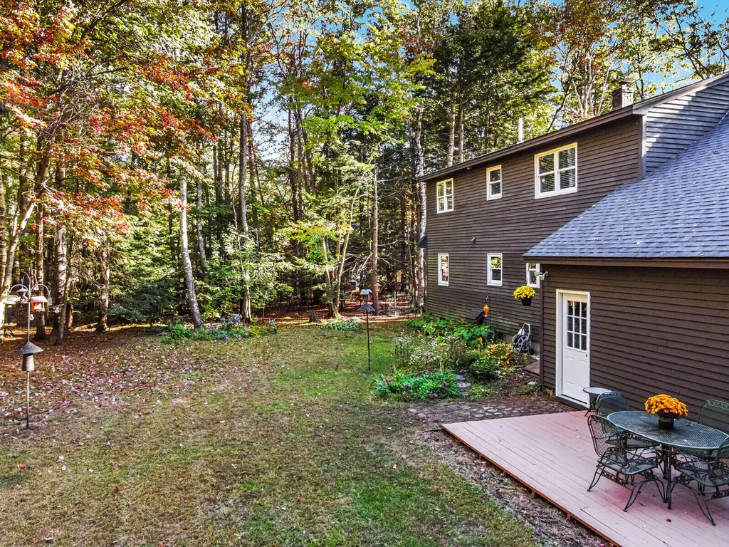 8 Merganser Lane Topsham ME 04086