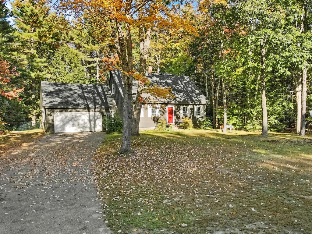 8 Merganser Lane Topsham ME 04086