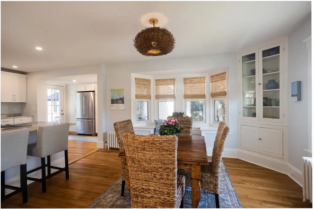 17 Traip Avenue Kittery ME 03904
