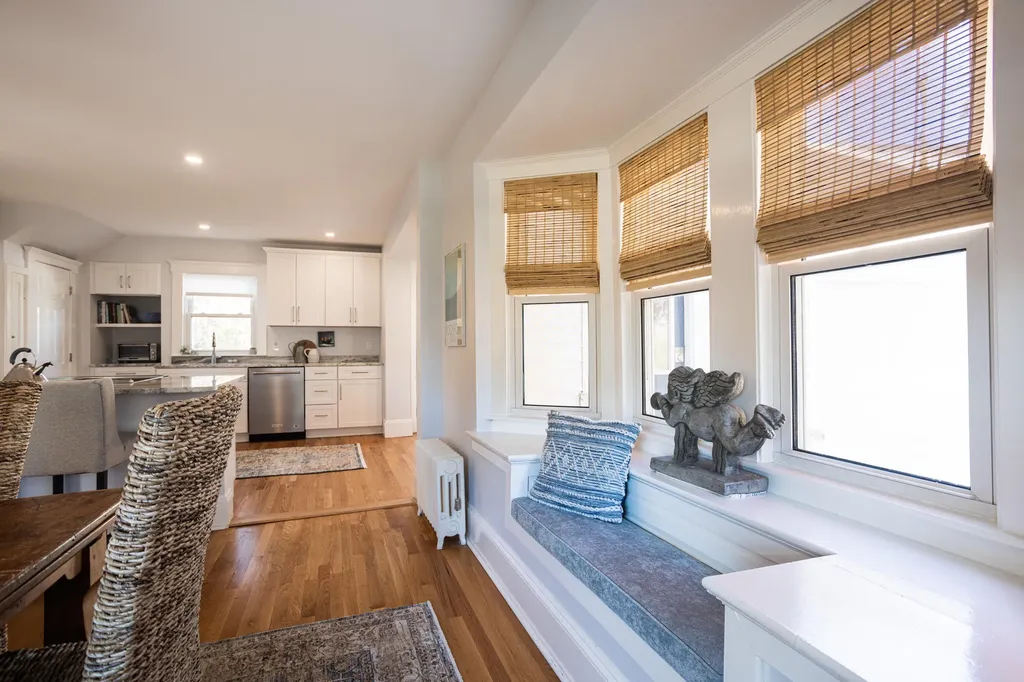 17 Traip Avenue Kittery ME 03904