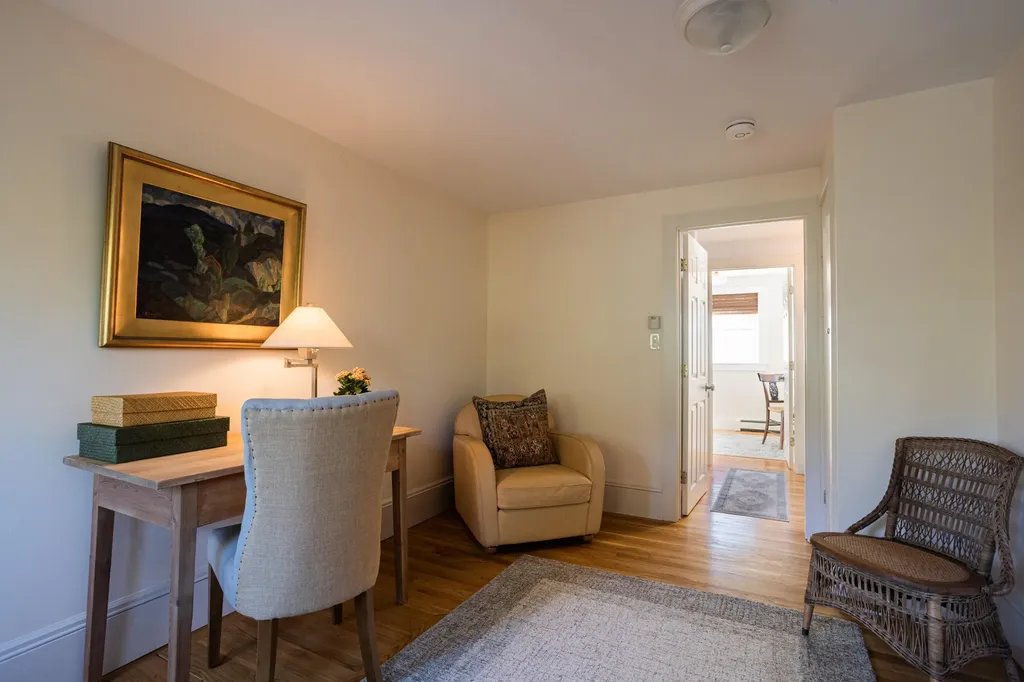17 Traip Avenue Kittery ME 03904