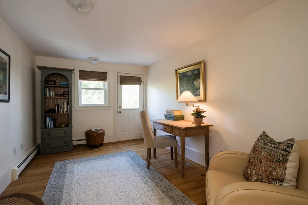 17 Traip Avenue Kittery ME 03904
