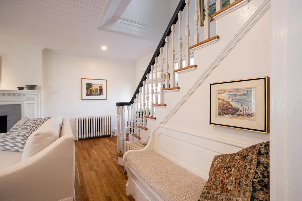 17 Traip Avenue Kittery ME 03904