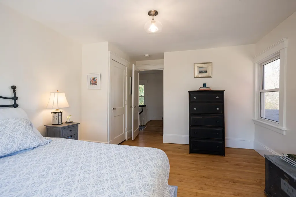 17 Traip Avenue Kittery ME 03904