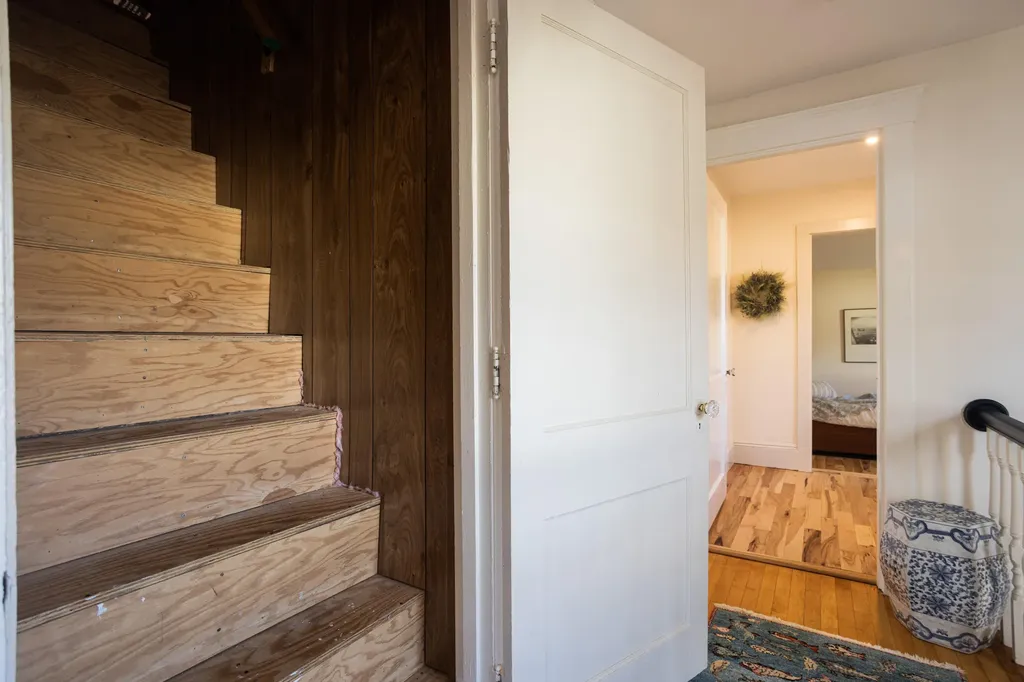 17 Traip Avenue Kittery ME 03904