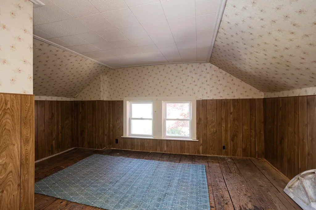 17 Traip Avenue Kittery ME 03904