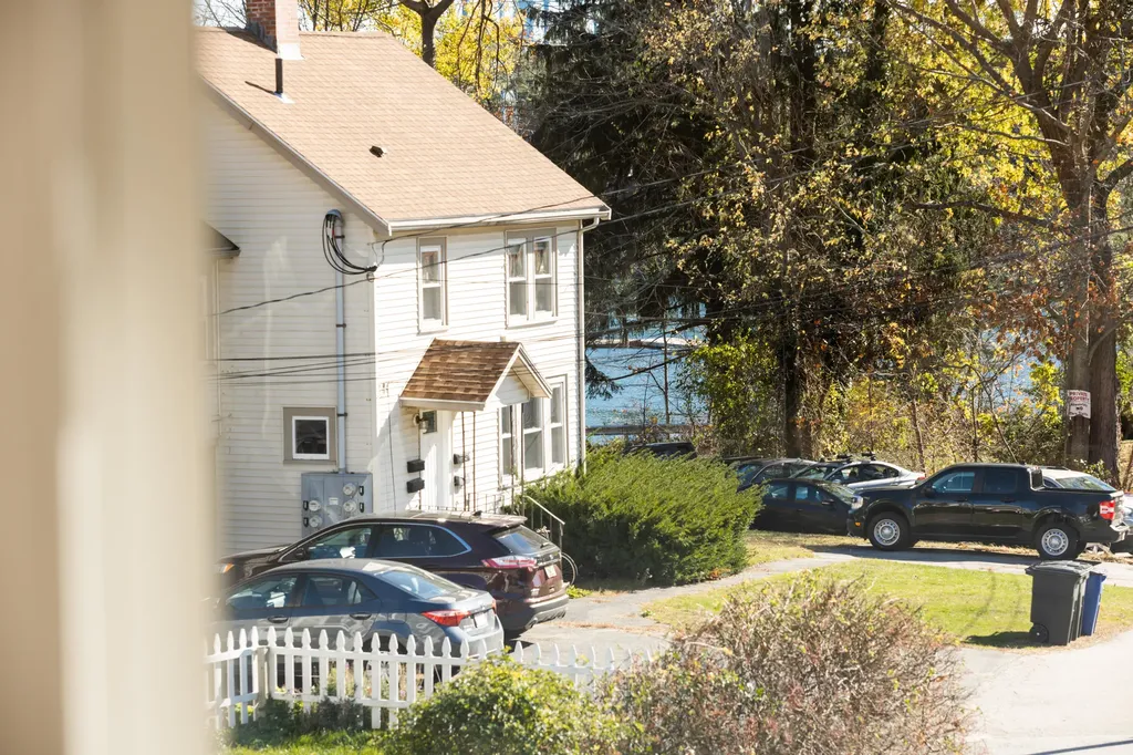 17 Traip Avenue Kittery ME 03904