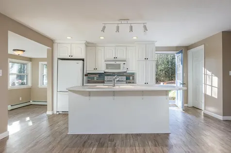 384 Gorham Road Scarborough ME 04074