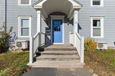 24 Oak Street Brunswick ME 04011