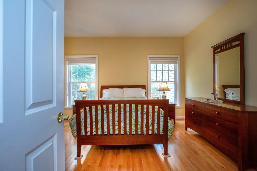 24 Deerfield Drive Brunswick ME 04011