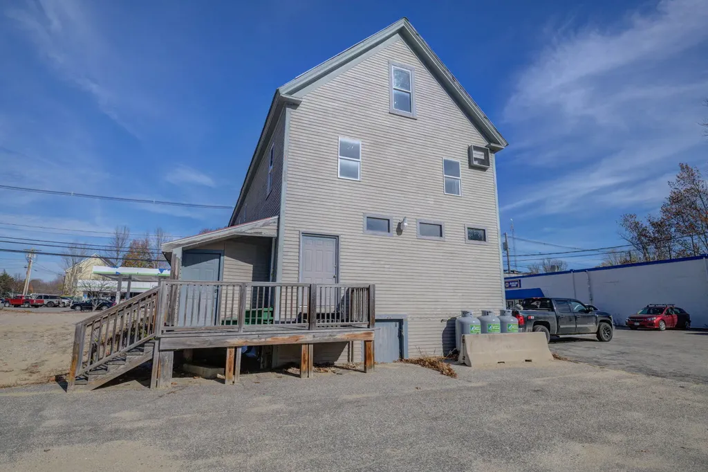250 Main Street Norway ME 04268