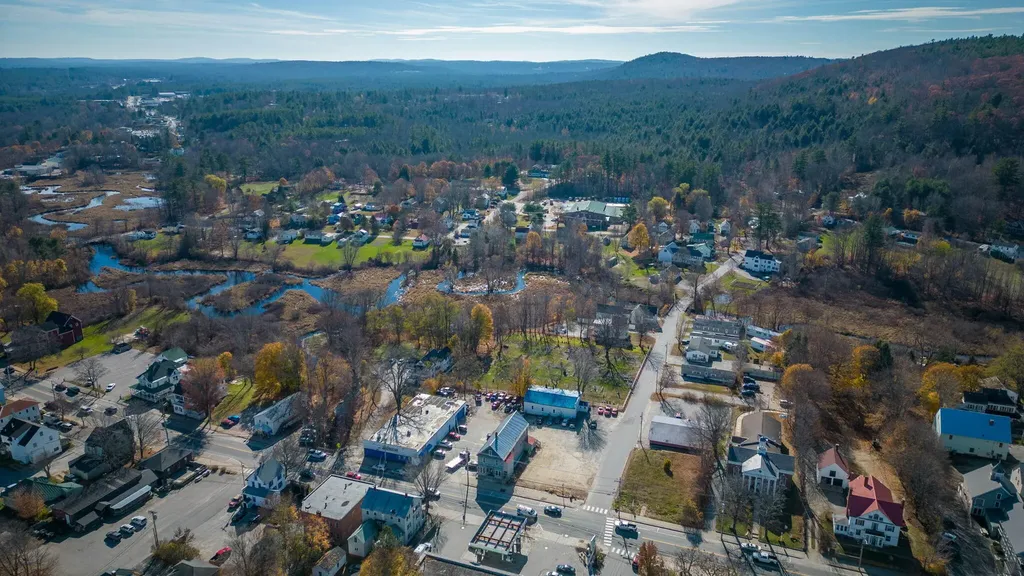 250 Main Street Norway ME 04268