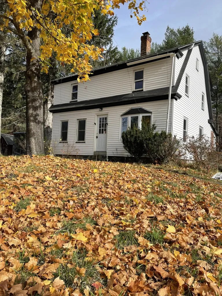 535 Oak Hill Road Standish ME 04084