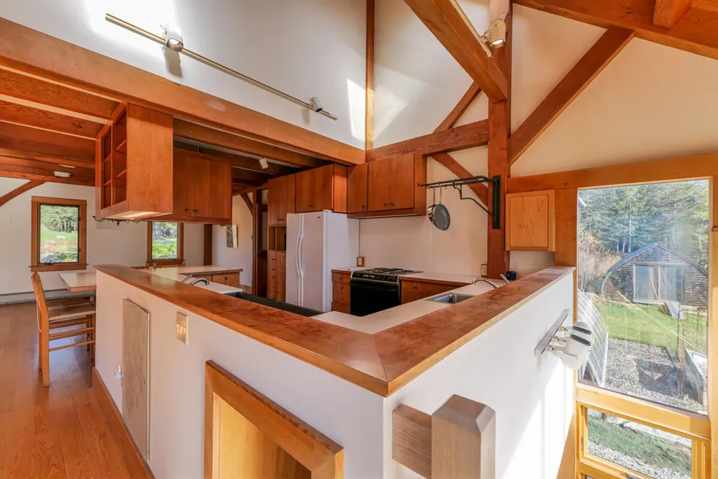 748 Oceanville Road Stonington ME 04681