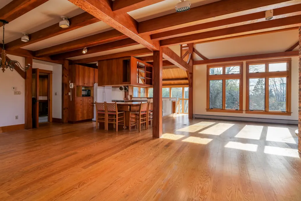 748 Oceanville Road Stonington ME 04681