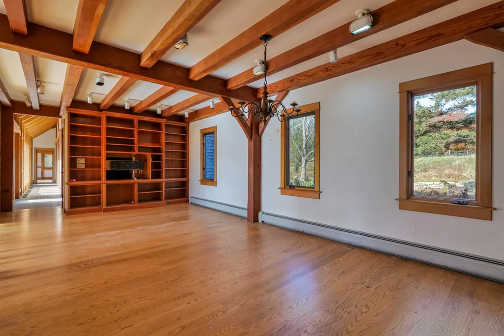 748 Oceanville Road Stonington ME 04681