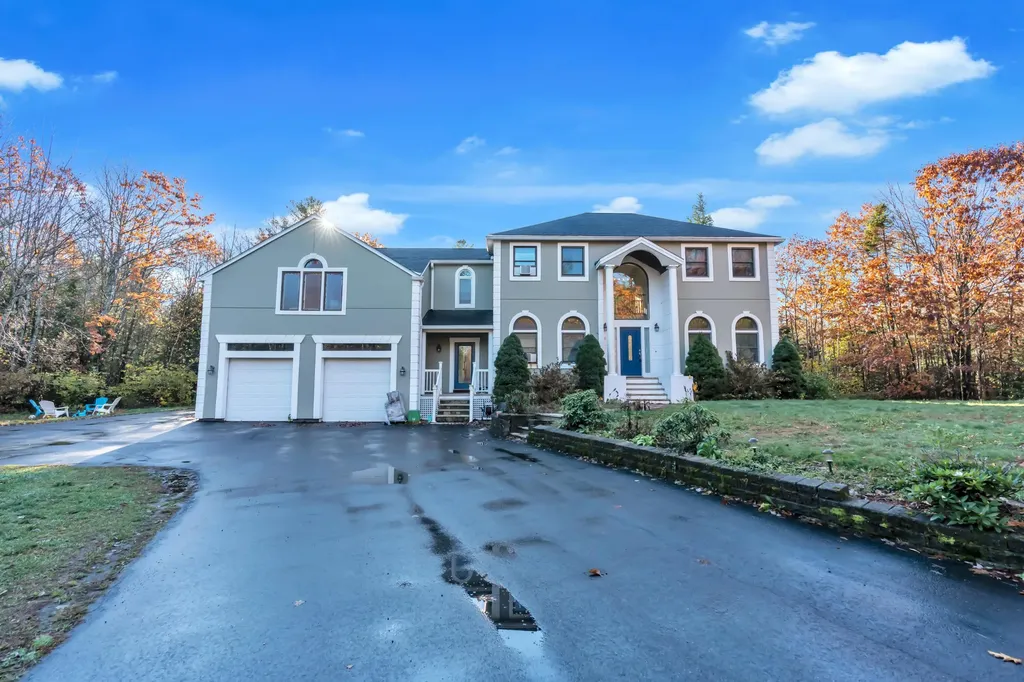 4 Red Brook Lane Scarborough ME 04074