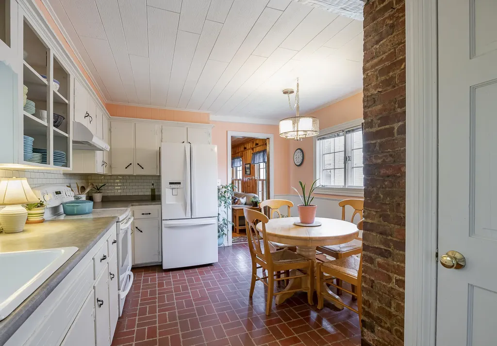 43 Spring Street Bath ME 04530