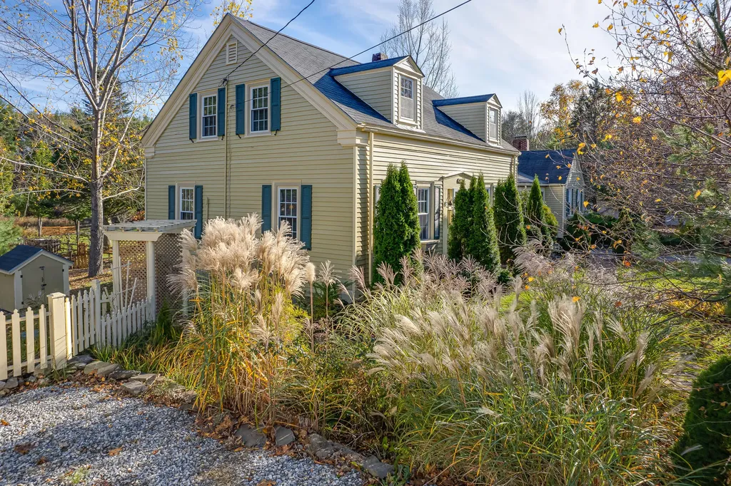 214 Main Road Westport Island ME 04578