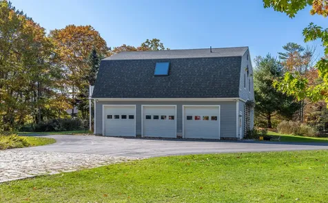 27 Blackstone Club Road Brunswick ME 04011