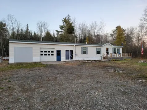 473 Darling Road Hudson ME 04449