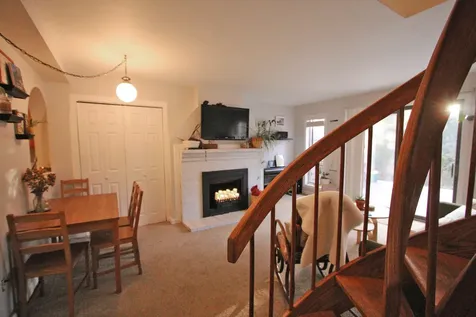 10 Hubbard Farms Road Orono ME 04473