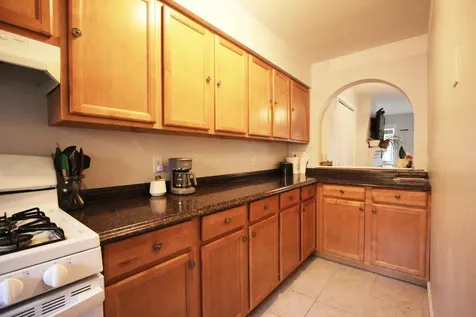 10 Hubbard Farms Road Orono ME 04473