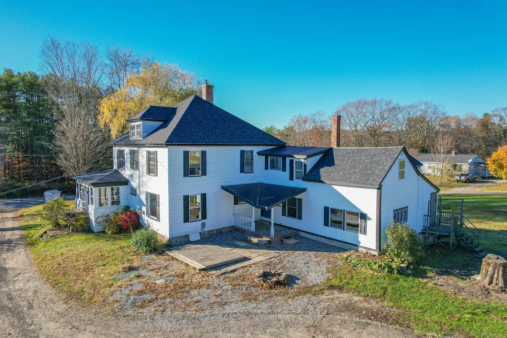 855 Lewiston Road Topsham ME 04086
